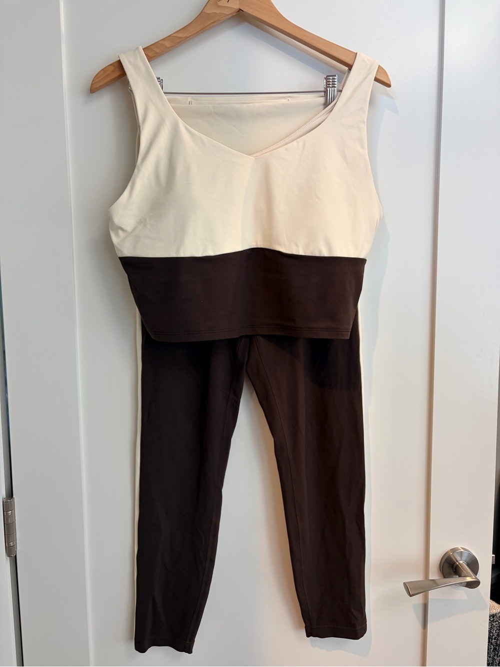 Active StudioSmooth Set- Large Colorblock Leggings + XL Sports Bra Top